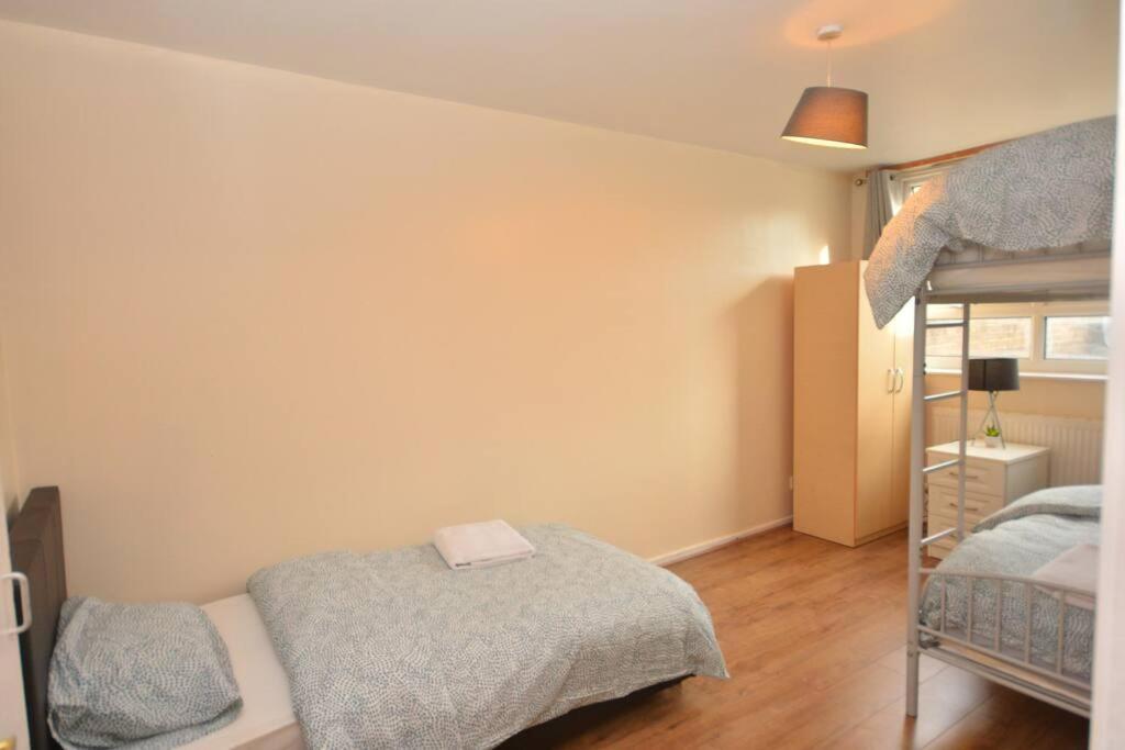 Spacious 2bedroom With Patio By Excel Centre Apartamento *
